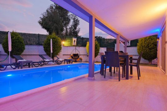 Villa Dingiringi Duo 