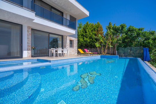 Villa Avalon