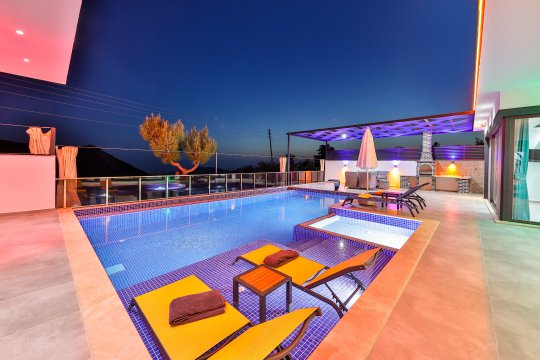 Villa Taye