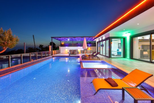 Villa Taye